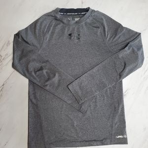 Under Armour boys long sleeve Heat Gear Shirt